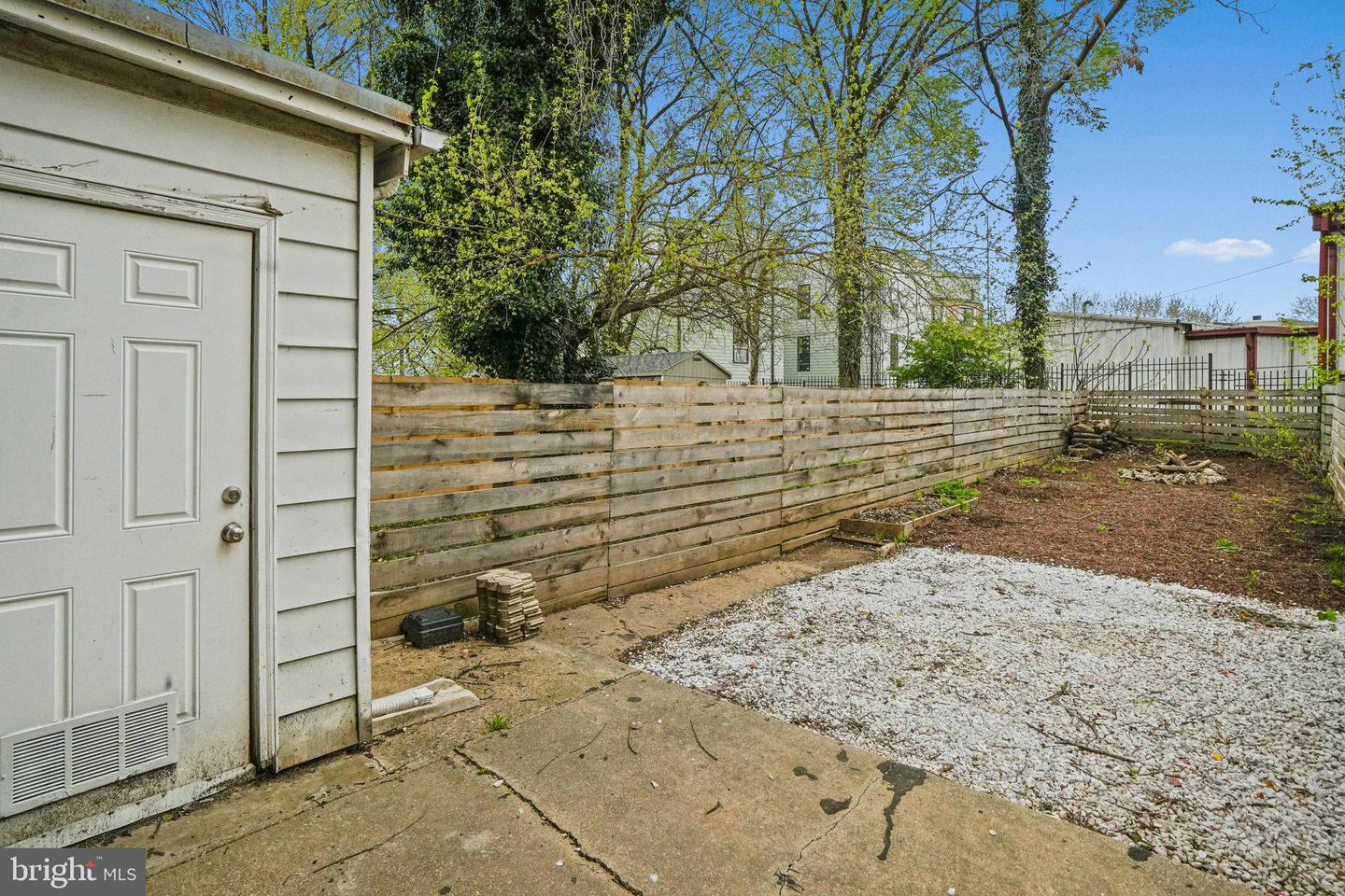 1848 CAPITOL AVE NE, WASHINGTON, District Of Columbia 20002, 3 Bedrooms Bedrooms, ,2 BathroomsBathrooms,Residential,For sale,1848 CAPITOL AVE NE,DCDC2195668 MLS # DCDC2195668 1848 CAPITOL AVE NE, WASHINGTON, District Of Columbia 20002, 3 Bedrooms Bedrooms, ,2 BathroomsBathrooms,Residential,For sale,1848 CAPITOL AVE NE,DCDC2195668 MLS # DCDC2195668