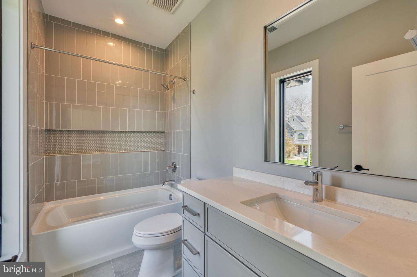 1127 GUILFORD CT, MCLEAN, Virginia 22101, 7 Bedrooms Bedrooms, ,7 BathroomsBathrooms,Residential,For sale,1127 GUILFORD CT,VAFX2234396 MLS # VAFX2234396