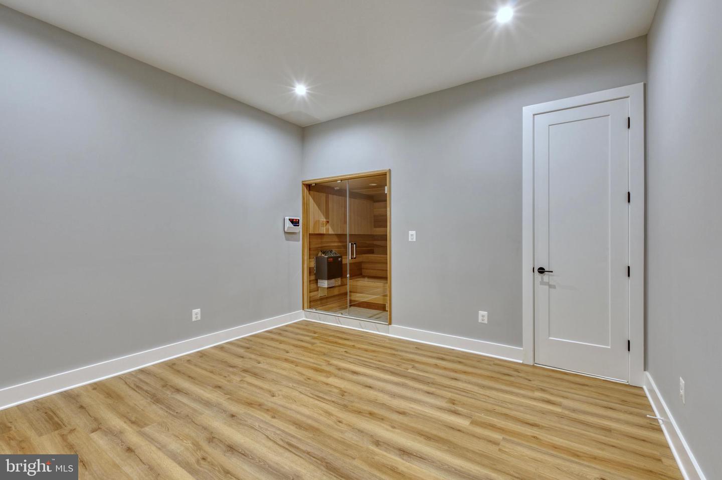 1127 GUILFORD CT, MCLEAN, Virginia 22101, 7 Bedrooms Bedrooms, ,7 BathroomsBathrooms,Residential,For sale,1127 GUILFORD CT,VAFX2234396 MLS # VAFX2234396