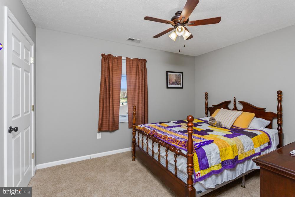 138 GRANNY SMITH DR, TIMBERVILLE, Virginia 22853, 3 Bedrooms Bedrooms, ,1 BathroomBathrooms,Residential,For sale,138 GRANNY SMITH DR,VARO2002198 MLS # VARO2002198