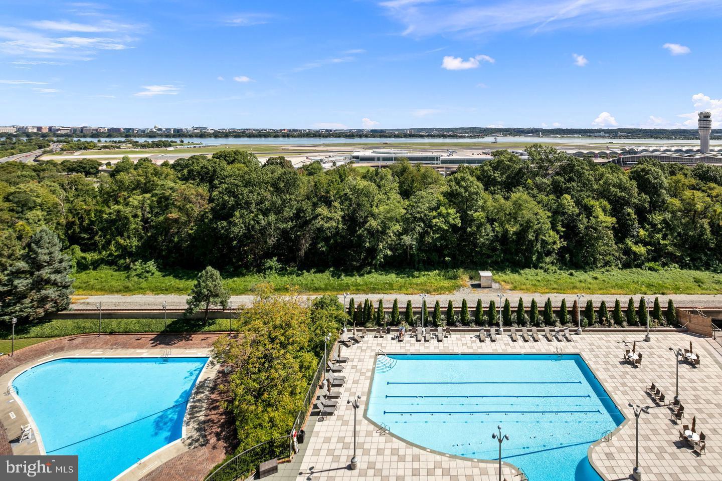 1805 CRYSTAL DR #513S, ARLINGTON, Virginia 22202, 3 Bedrooms Bedrooms, ,2 BathroomsBathrooms,Residential,For sale,1805 CRYSTAL DR #513S,VAAR2056080 MLS # VAAR2056080