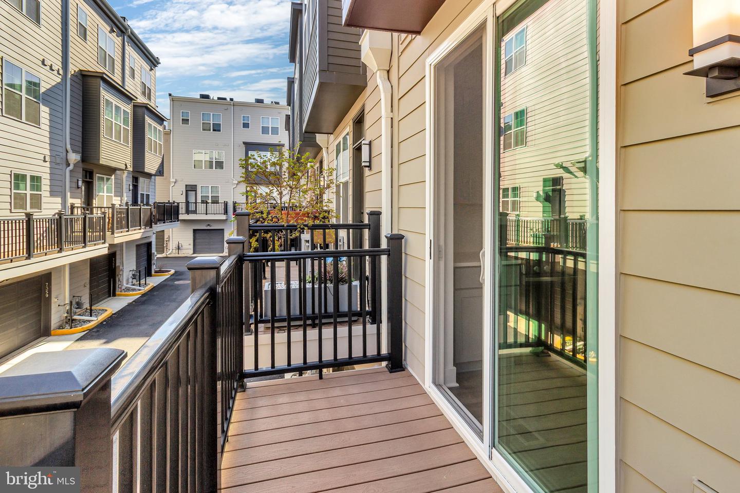 7348 BLADE DR, FALLS CHURCH, Virginia 22042, 2 Bedrooms Bedrooms, ,2 BathroomsBathrooms,Residential,For sale,7348 BLADE DR,VAFX2234540 MLS # VAFX2234540