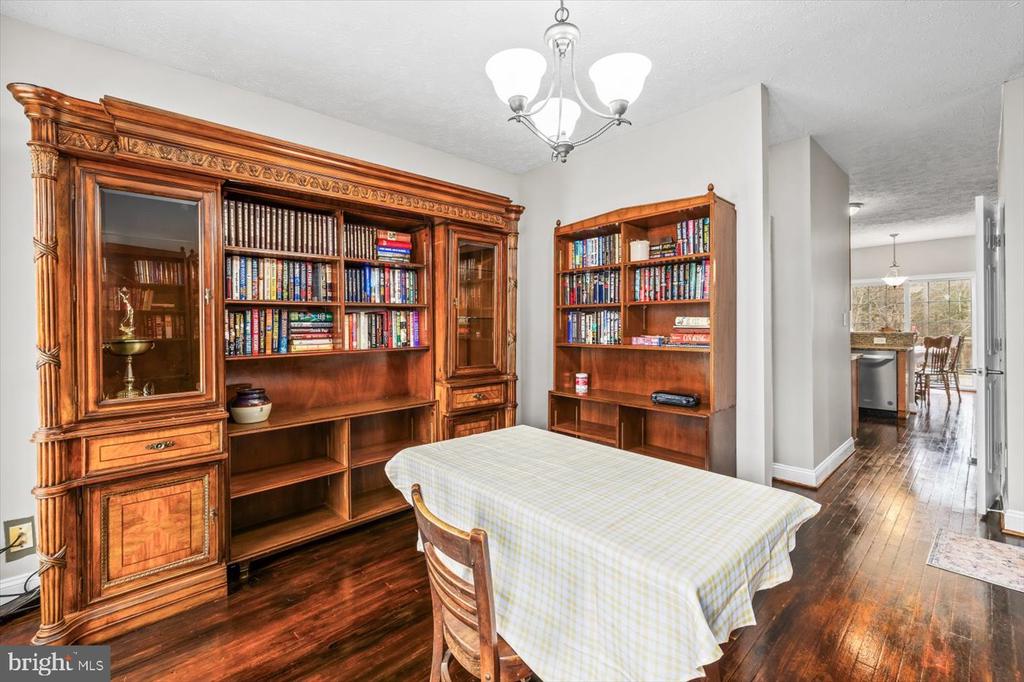 6330 KLEINEIDAM WAY, SPOTSYLVANIA, Virginia 22551, 4 Bedrooms Bedrooms, ,2 BathroomsBathrooms,Residential,6330 KLEINEIDAM WAY,VASP2027872 MLS # VASP2027872
