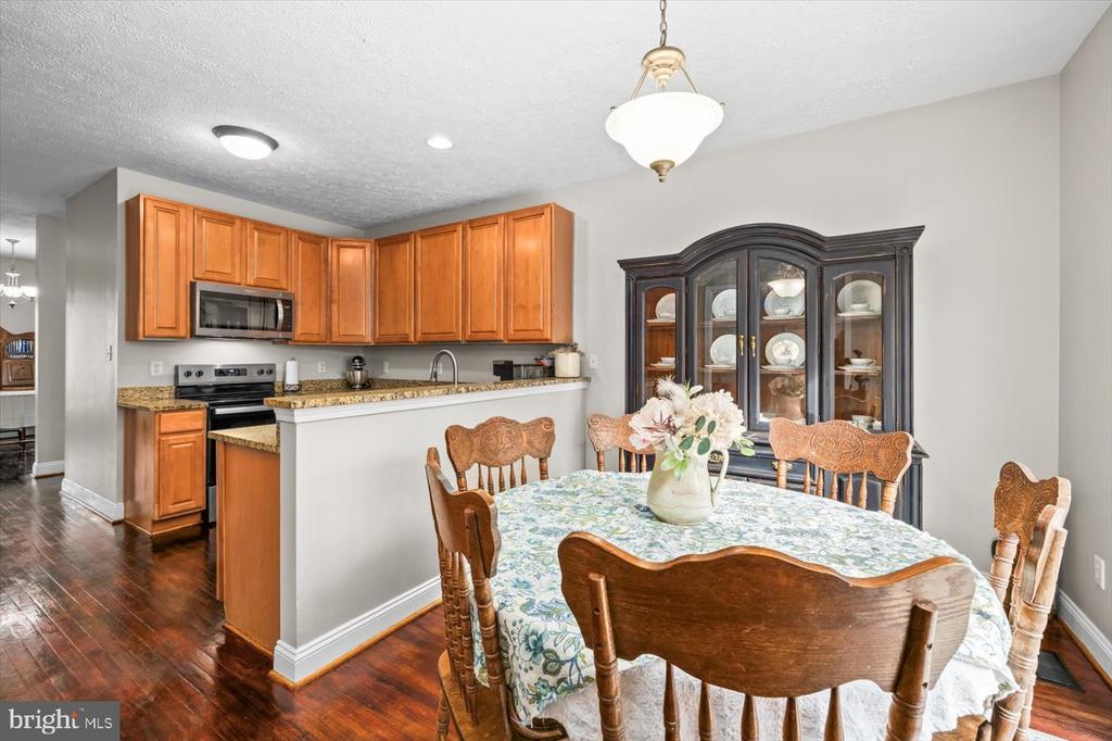 6330 KLEINEIDAM WAY, SPOTSYLVANIA, Virginia 22551, 4 Bedrooms Bedrooms, ,2 BathroomsBathrooms,Residential,6330 KLEINEIDAM WAY,VASP2027872 MLS # VASP2027872