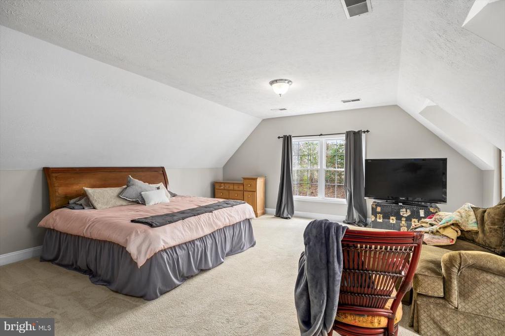 6330 KLEINEIDAM WAY, SPOTSYLVANIA, Virginia 22551, 4 Bedrooms Bedrooms, ,2 BathroomsBathrooms,Residential,6330 KLEINEIDAM WAY,VASP2027872 MLS # VASP2027872