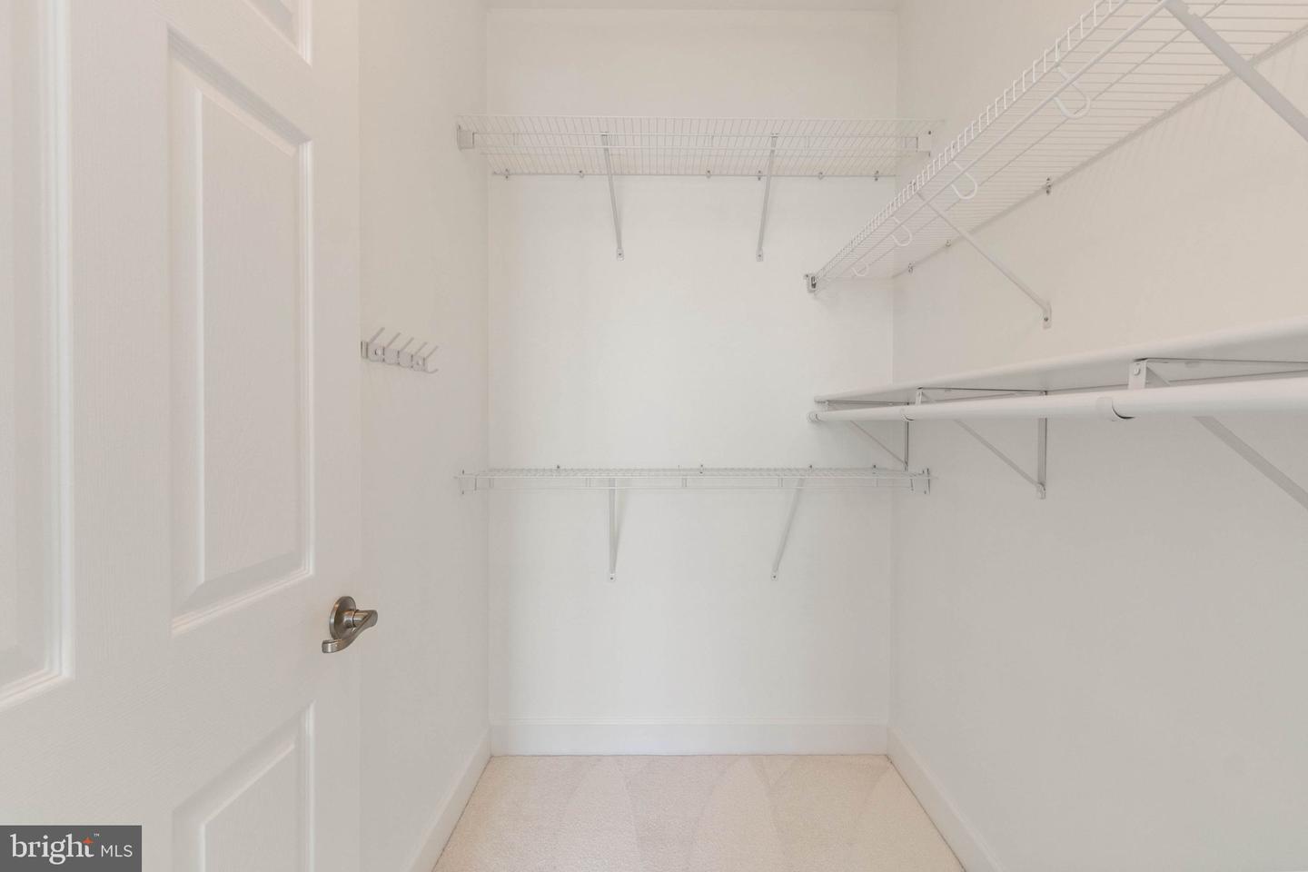7055 HERITAGE HUNT DR #201, GAINESVILLE, Virginia 20155, 2 Bedrooms Bedrooms, ,2 BathroomsBathrooms,Residential,For sale,7055 HERITAGE HUNT DR #201,VAPW2088338 MLS # VAPW2088338