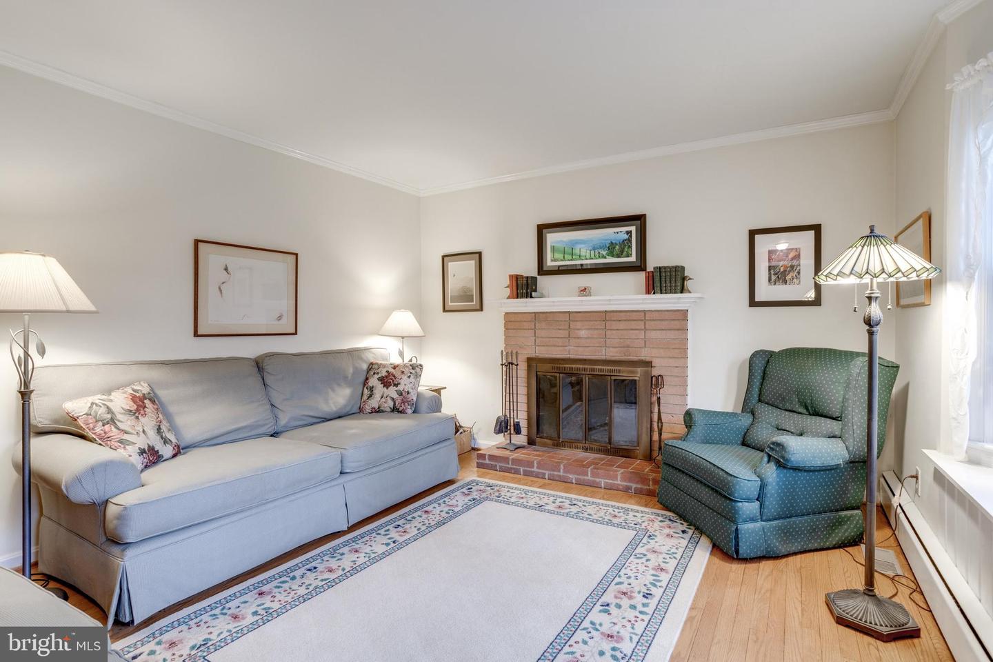 8901 BURKE RD, BURKE, Virginia 22015, 4 Bedrooms Bedrooms, ,2 BathroomsBathrooms,Residential,For sale,8901 BURKE RD,VAFX2224196 MLS # VAFX2224196