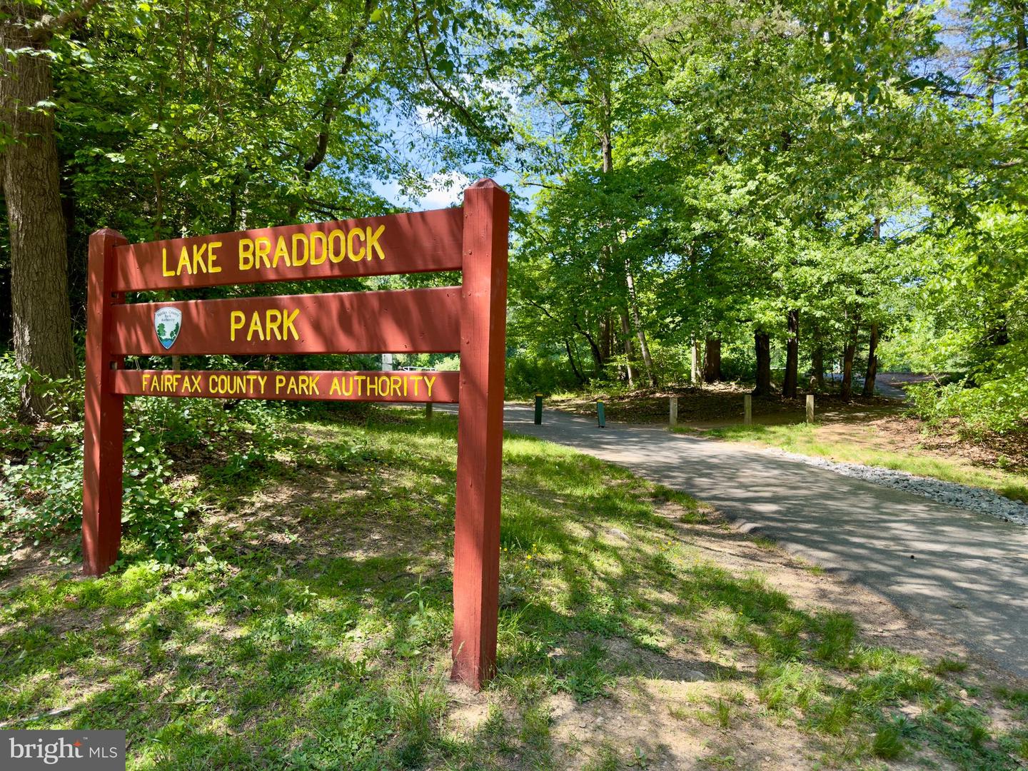 8901 BURKE RD, BURKE, Virginia 22015, 4 Bedrooms Bedrooms, ,2 BathroomsBathrooms,Residential,For sale,8901 BURKE RD,VAFX2224196 MLS # VAFX2224196