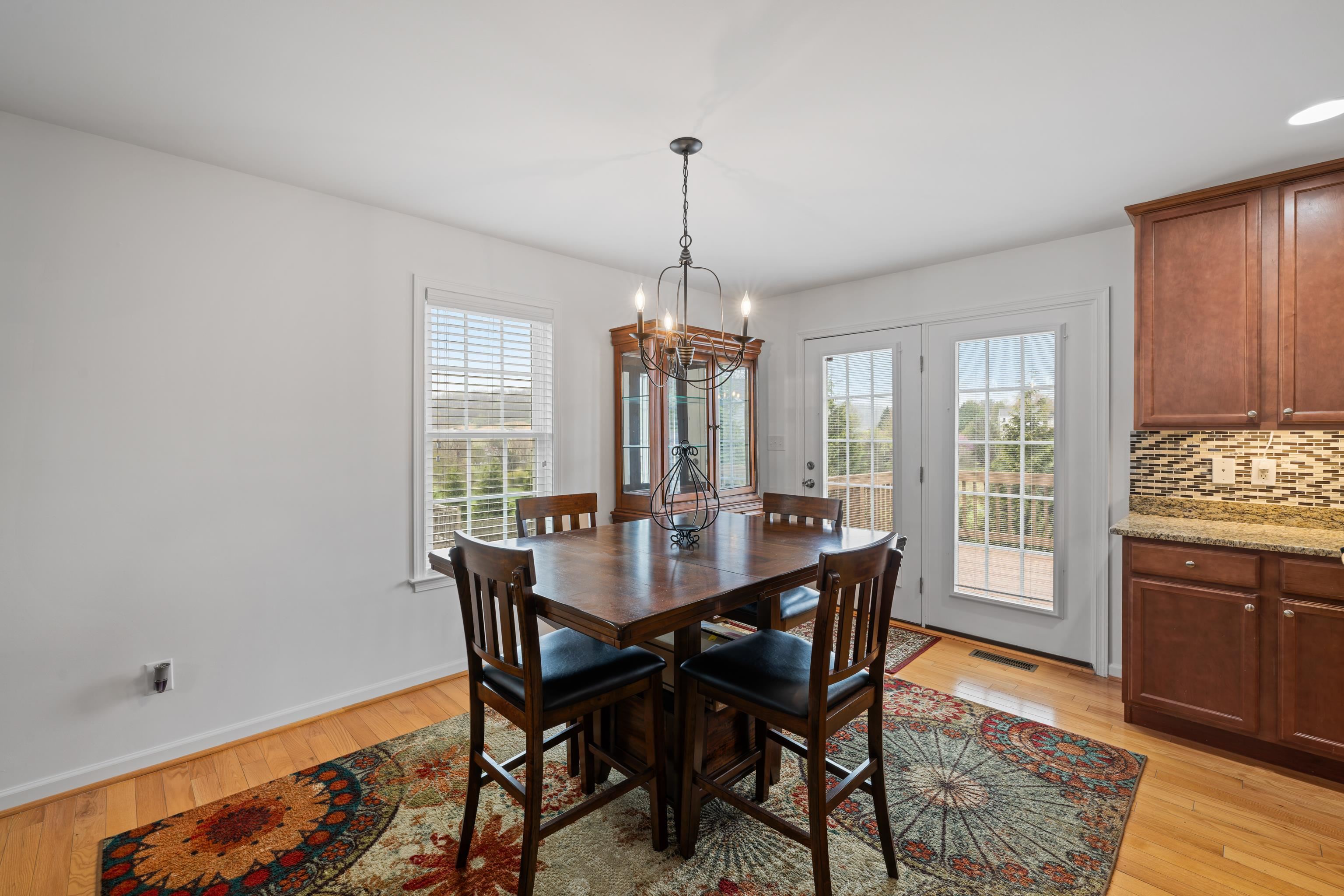 70 HULL HILLS LN, STAUNTON, Virginia 24401, 3 Bedrooms Bedrooms, ,2 BathroomsBathrooms,Residential,70 HULL HILLS LN,663246 MLS # 663246