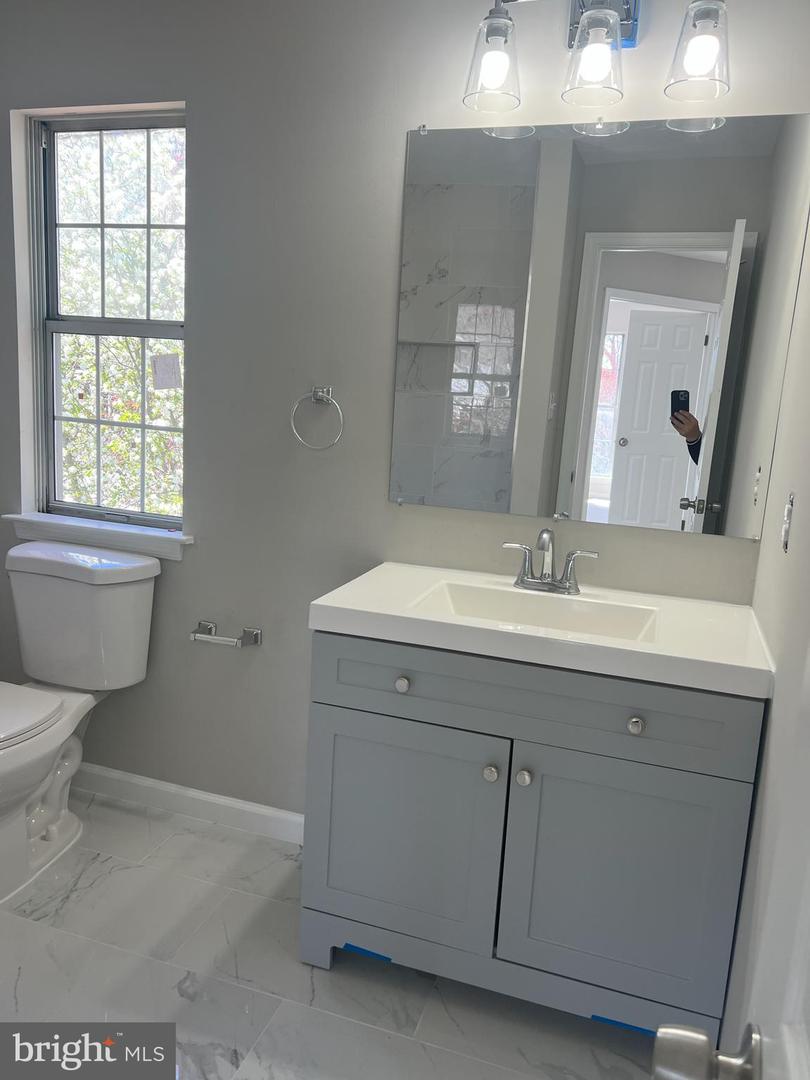 16828 FRANCIS WEST LN, DUMFRIES, Virginia 22026, 5 Bedrooms Bedrooms, ,3 BathroomsBathrooms,Residential,For sale,16828 FRANCIS WEST LN,VAPW2090596 MLS # VAPW2090596
