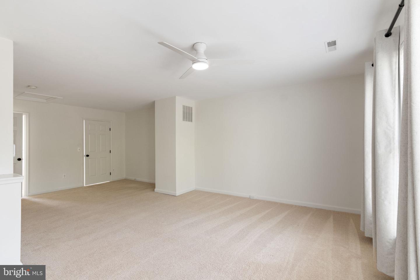 15624 THREE OTTERS PL, MANASSAS, Virginia 20112, 2 Bedrooms Bedrooms, ,2 BathroomsBathrooms,Residential,For sale,15624 THREE OTTERS PL,VAPW2091610 MLS # VAPW2091610