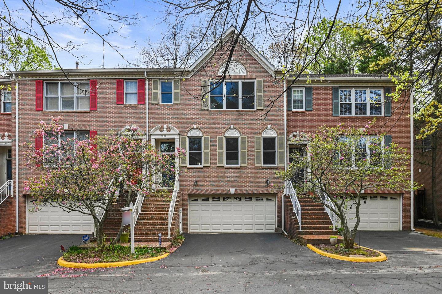 2907 OAKTON CREST PL, VIENNA, Virginia 22181, 3 Bedrooms Bedrooms, ,3 BathroomsBathrooms,Residential,For sale,2907 OAKTON CREST PL,VAFX2234332 MLS # VAFX2234332