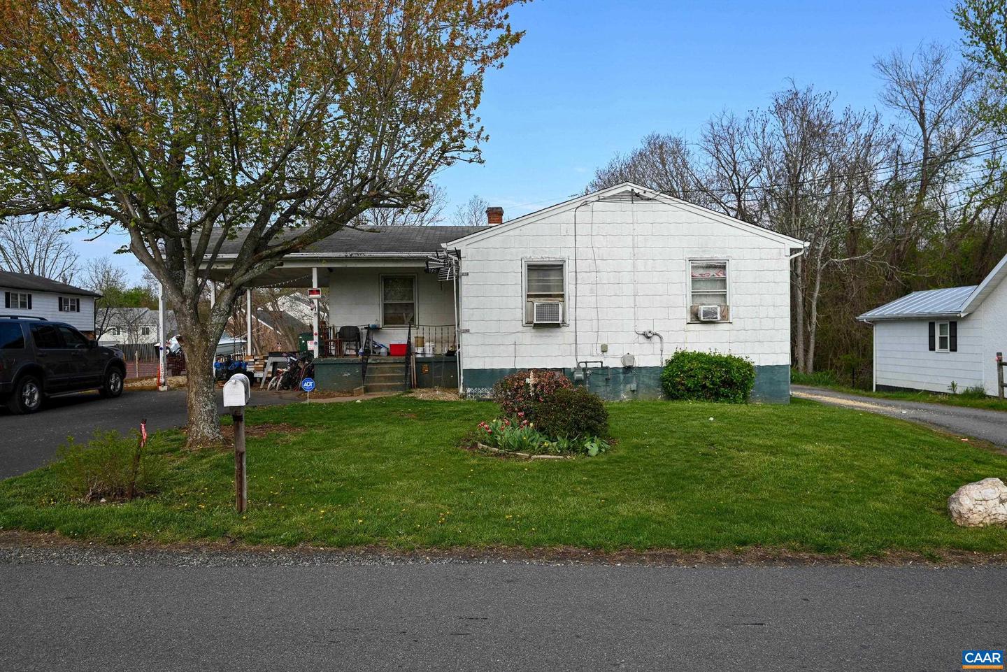 199 FORD AVE, STANARDSVILLE, Virginia 22973, 3 Bedrooms Bedrooms, ,1 BathroomBathrooms,Residential,For sale,199 FORD AVE,663247 MLS # 663247