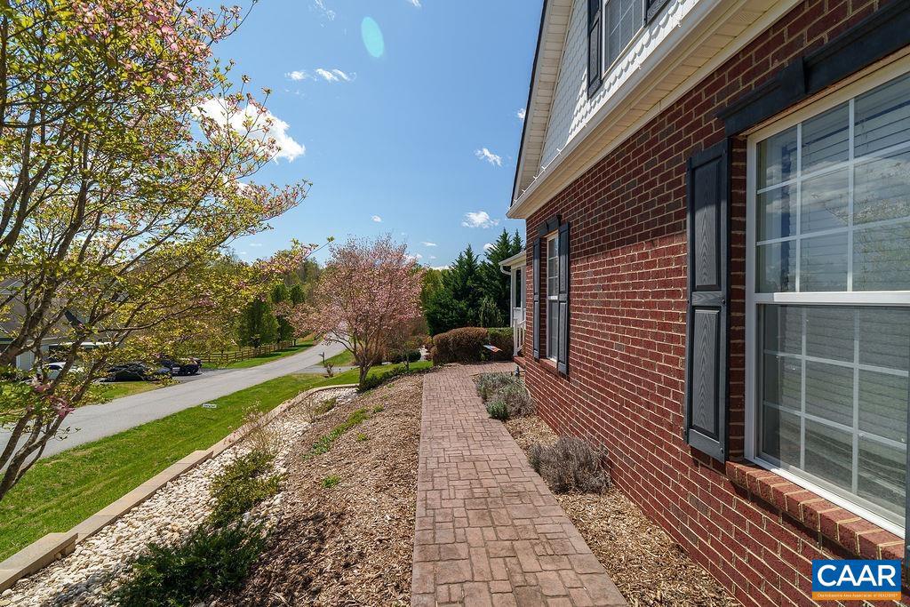 52 DORIS DR, RUCKERSVILLE, Virginia 22968, 4 Bedrooms Bedrooms, ,4 BathroomsBathrooms,Residential,For sale,52 DORIS DR,663250 MLS # 663250