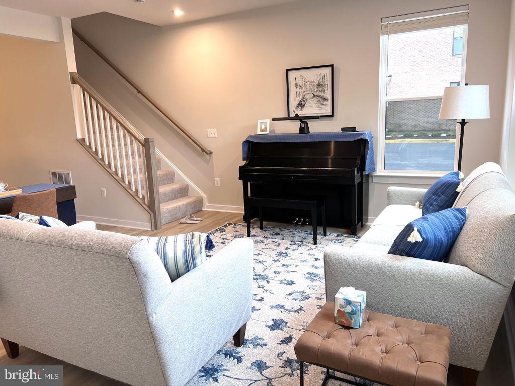 14232 NEWBROOK DR #17, CHANTILLY, Virginia 20151, 2 Bedrooms Bedrooms, ,2 BathroomsBathrooms,Residential,For sale,14232 NEWBROOK DR #17,VAFX2234564 MLS # VAFX2234564