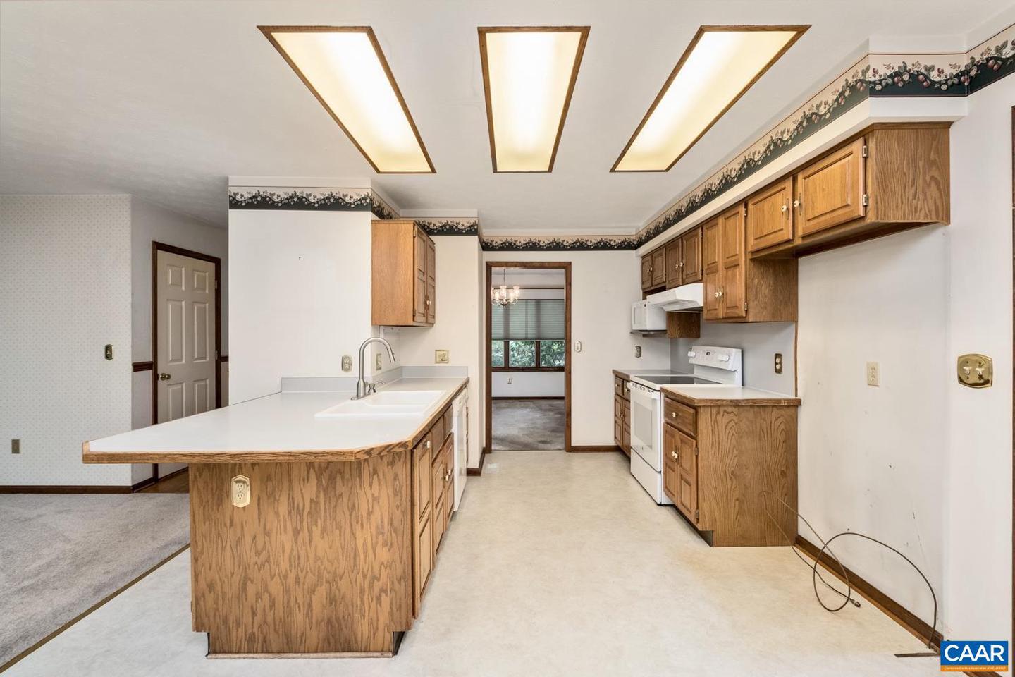 1156 SPRINGFIELD DR, HARRISONBURG, Virginia 22801, 3 Bedrooms Bedrooms, ,3 BathroomsBathrooms,Residential,For sale,1156 SPRINGFIELD DR,663253 MLS # 663253