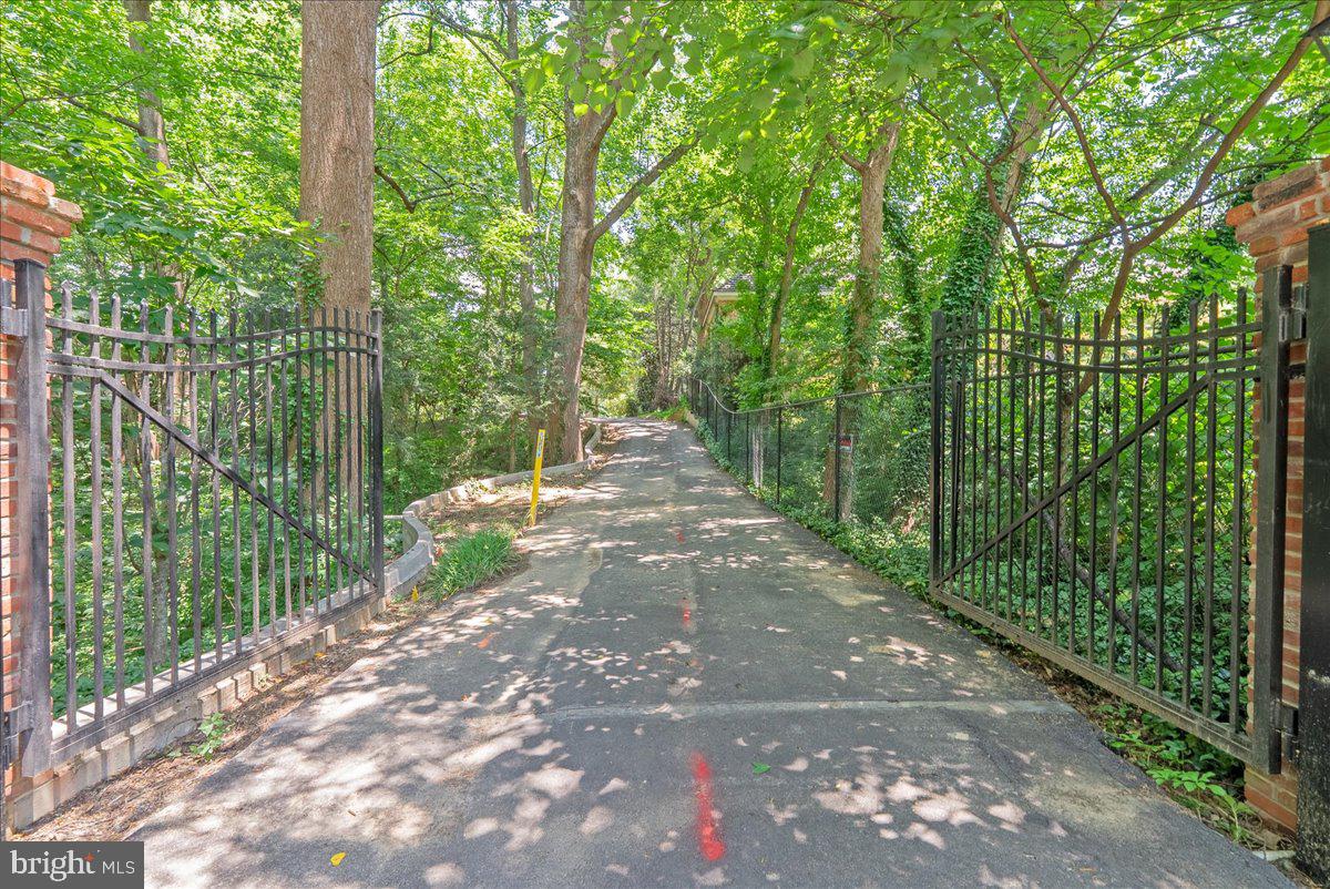 4019 N RANDOLPH ST, ARLINGTON, Virginia 22207, ,Land,For sale,4019 N RANDOLPH ST,VAAR2055522 MLS # VAAR2055522