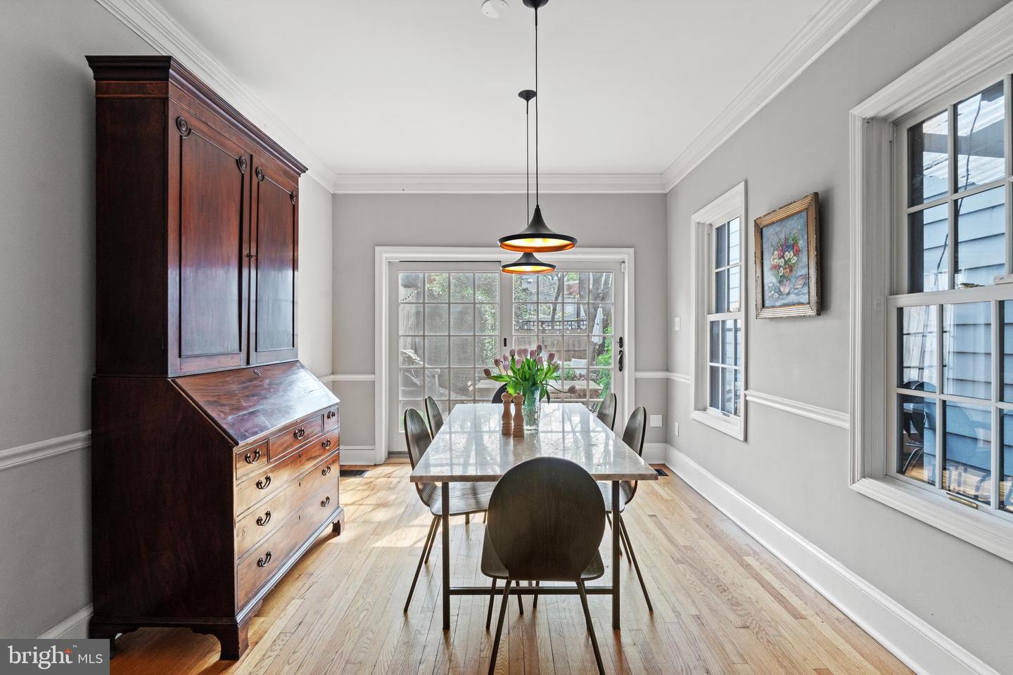 708 9TH ST SE, WASHINGTON, District Of Columbia 20003, 3 Bedrooms Bedrooms, ,2 BathroomsBathrooms,Residential,For sale,708 9TH ST SE,DCDC2185496 MLS # DCDC2185496