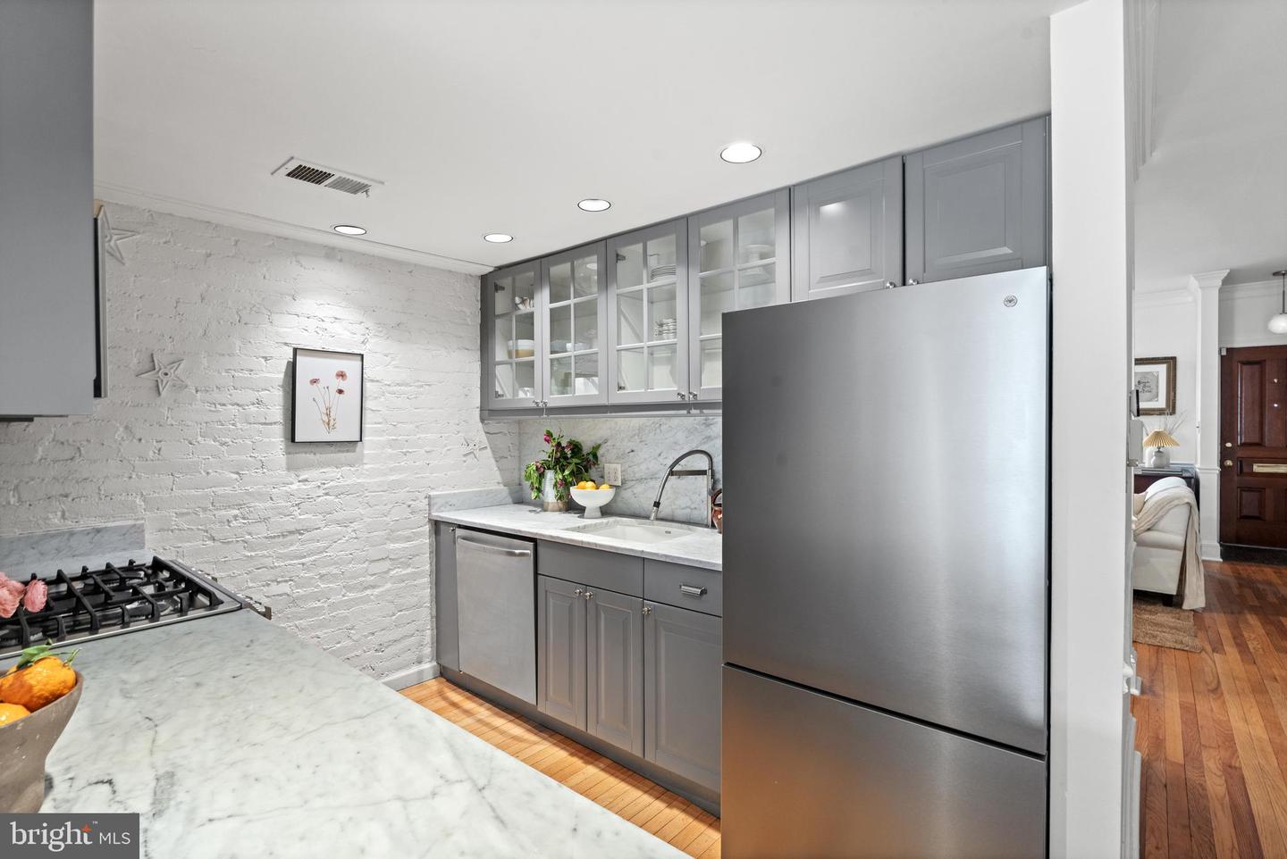 708 9TH ST SE, WASHINGTON, District Of Columbia 20003, 3 Bedrooms Bedrooms, ,2 BathroomsBathrooms,Residential,For sale,708 9TH ST SE,DCDC2185496 MLS # DCDC2185496