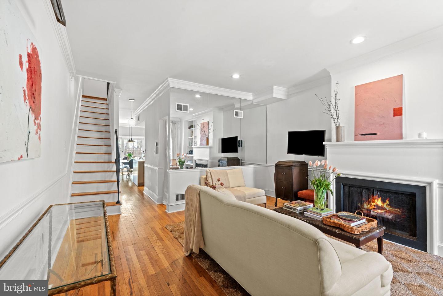 708 9TH ST SE, WASHINGTON, District Of Columbia 20003, 3 Bedrooms Bedrooms, ,2 BathroomsBathrooms,Residential,For sale,708 9TH ST SE,DCDC2185496 MLS # DCDC2185496