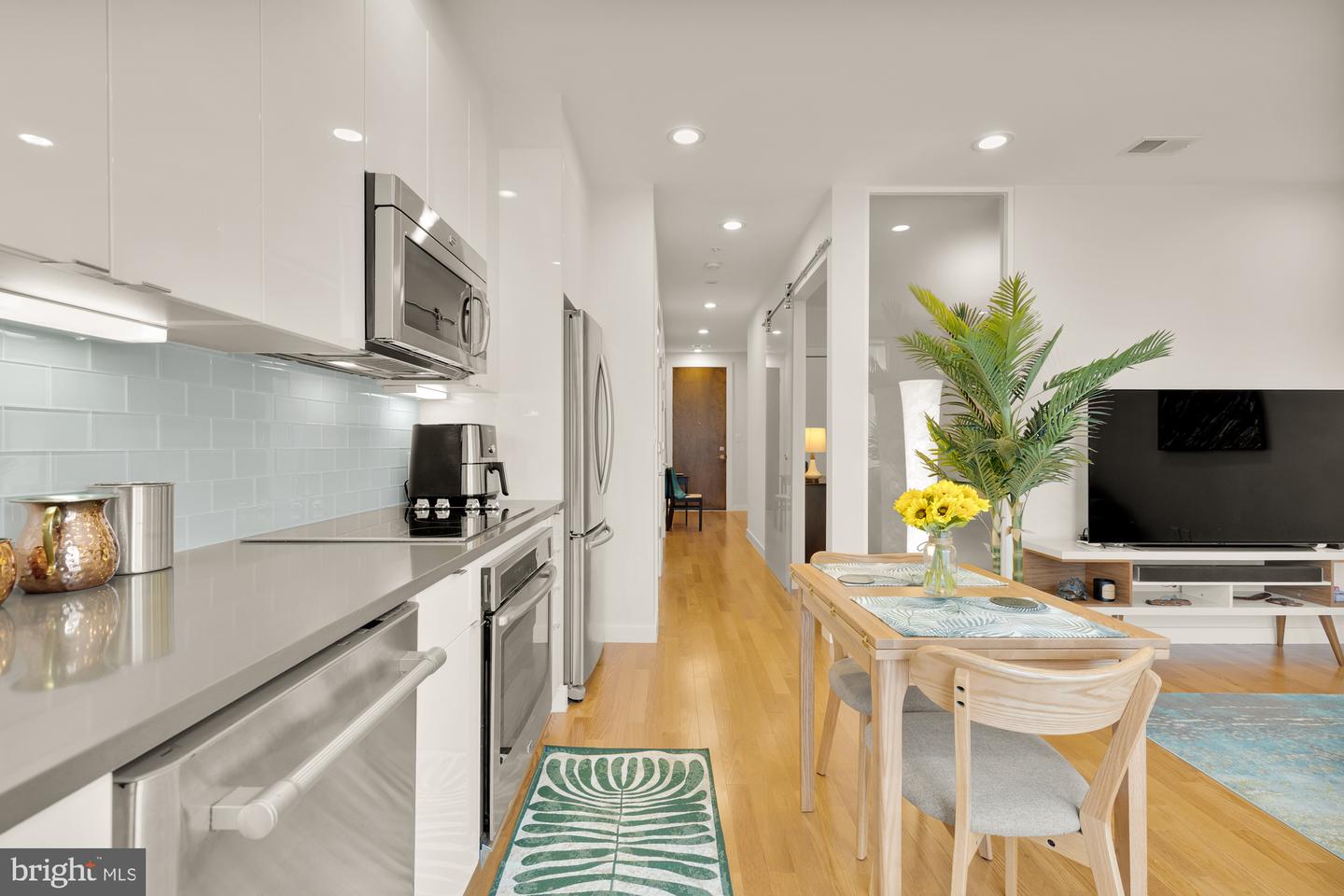 435 R ST NW #204, WASHINGTON, District Of Columbia 20001, 1 Bedroom Bedrooms, ,1 BathroomBathrooms,Residential,For sale,435 R ST NW #204,DCDC2186870 MLS # DCDC2186870