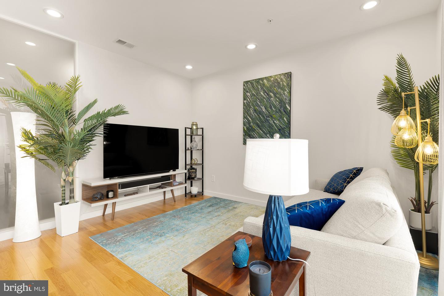 435 R ST NW #204, WASHINGTON, District Of Columbia 20001, 1 Bedroom Bedrooms, ,1 BathroomBathrooms,Residential,For sale,435 R ST NW #204,DCDC2186870 MLS # DCDC2186870