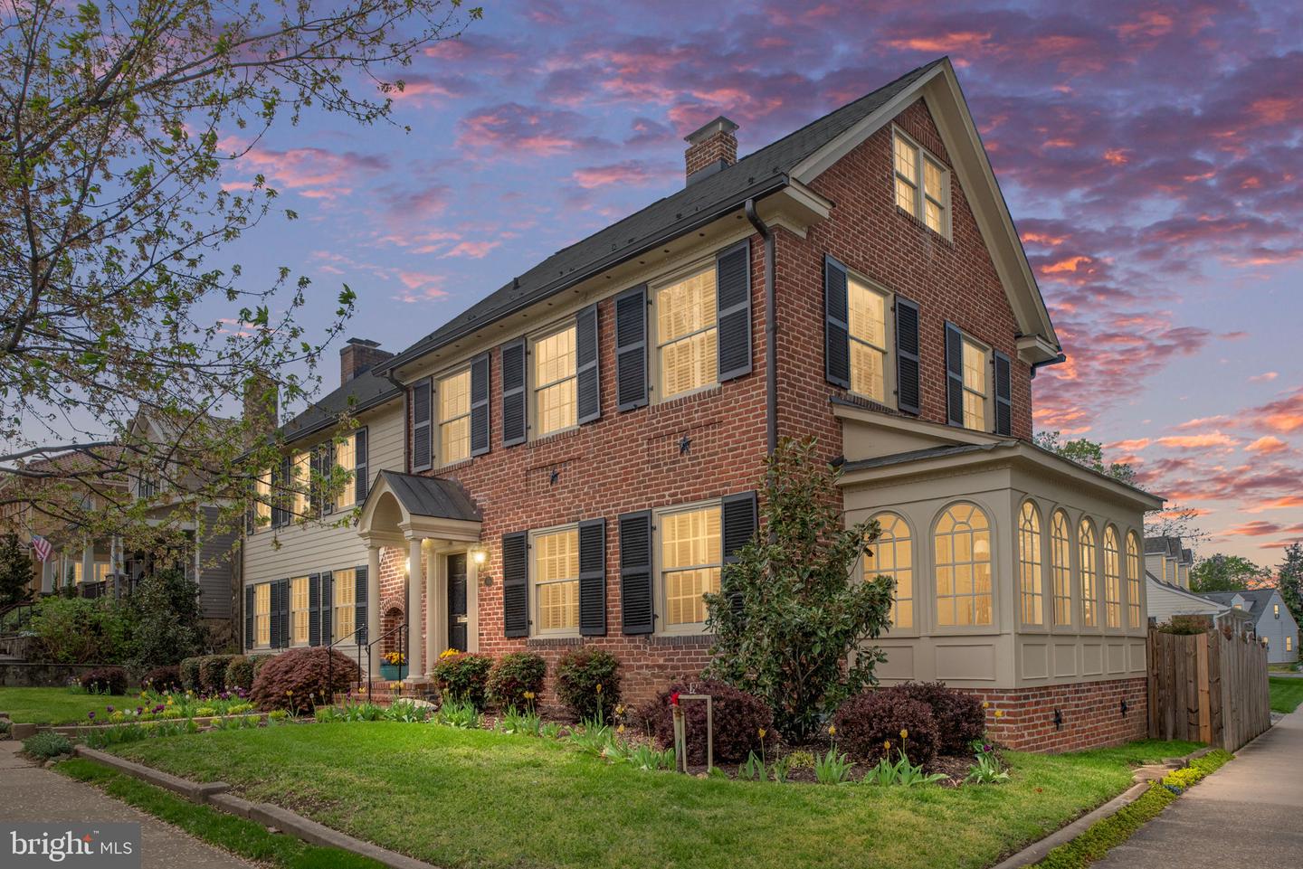 701 HANOVER ST, FREDERICKSBURG, Virginia 22401, 4 Bedrooms Bedrooms, 13 Rooms Rooms,3 BathroomsBathrooms,Residential,For sale,701 HANOVER ST,VAFB2007712 MLS # VAFB2007712