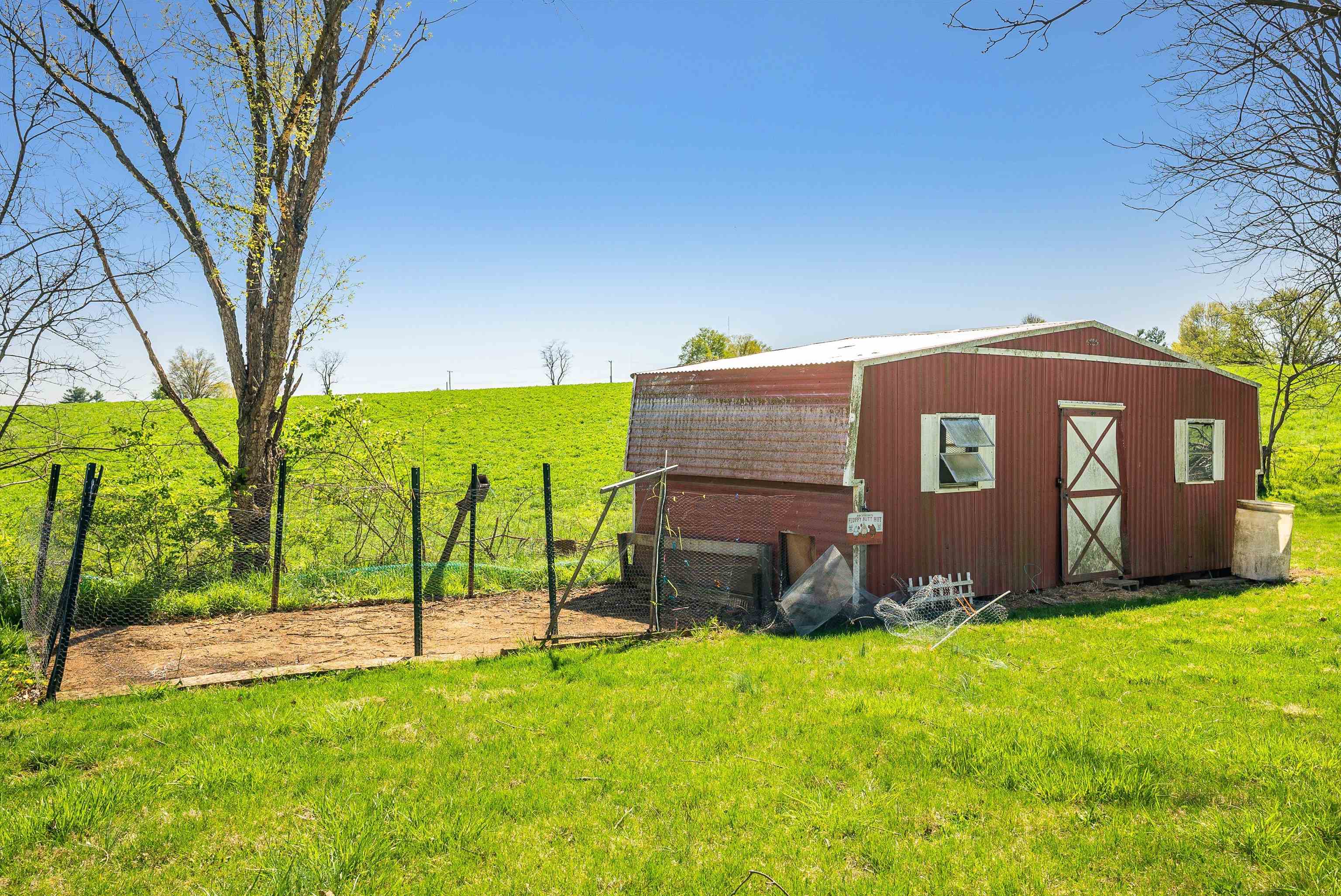 931 SWITCHBOARD RD, ROCKINGHAM, Virginia 22802, 2 Bedrooms Bedrooms, ,1 BathroomBathrooms,Residential,931 SWITCHBOARD RD,663274 MLS # 663274