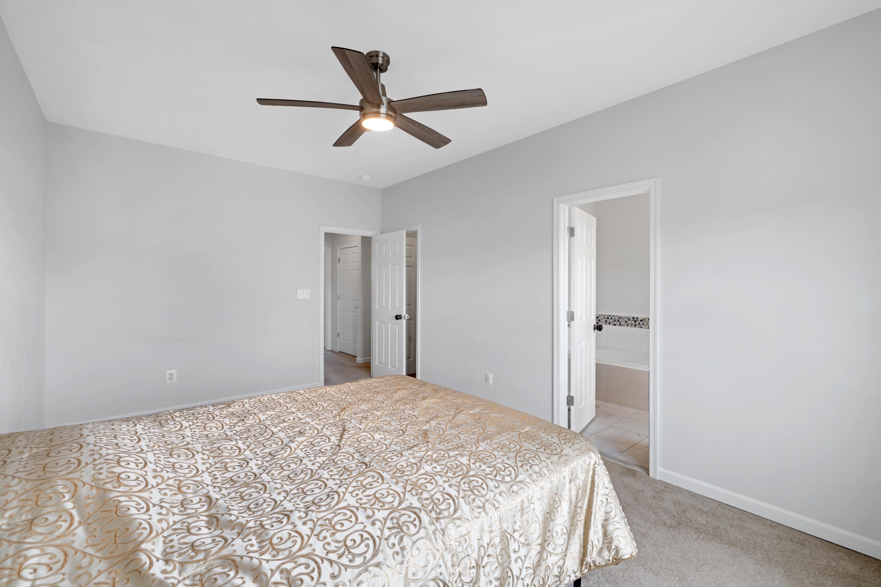 112 CENTIFOUR DR, STEPHENSON, Virginia 22656, 4 Bedrooms Bedrooms, ,3 BathroomsBathrooms,Residential,112 CENTIFOUR DR,663276 MLS # 663276