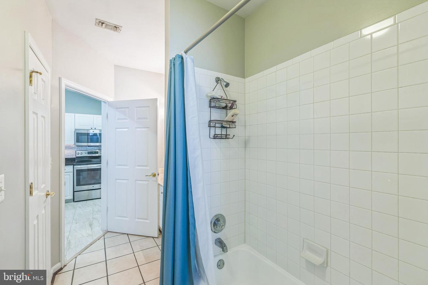 4560 STRUTFIELD LN #1203, ALEXANDRIA, Virginia 22311, 2 Bedrooms Bedrooms, ,2 BathroomsBathrooms,Residential,For sale,4560 STRUTFIELD LN #1203,VAAX2042324 MLS # VAAX2042324