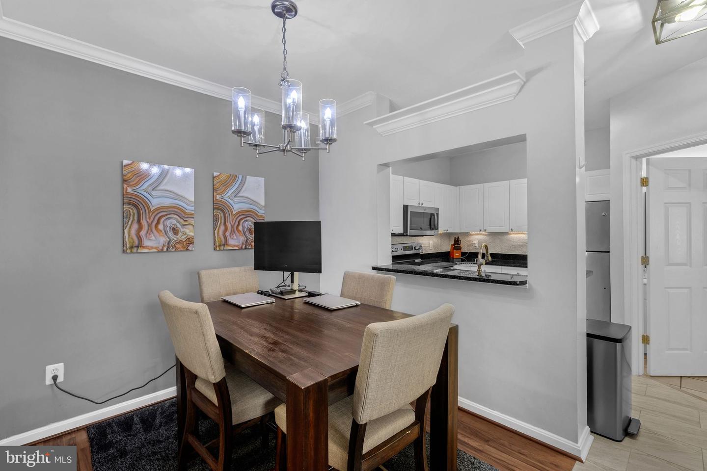 4560 STRUTFIELD LN #1203, ALEXANDRIA, Virginia 22311, 2 Bedrooms Bedrooms, ,2 BathroomsBathrooms,Residential,For sale,4560 STRUTFIELD LN #1203,VAAX2042324 MLS # VAAX2042324