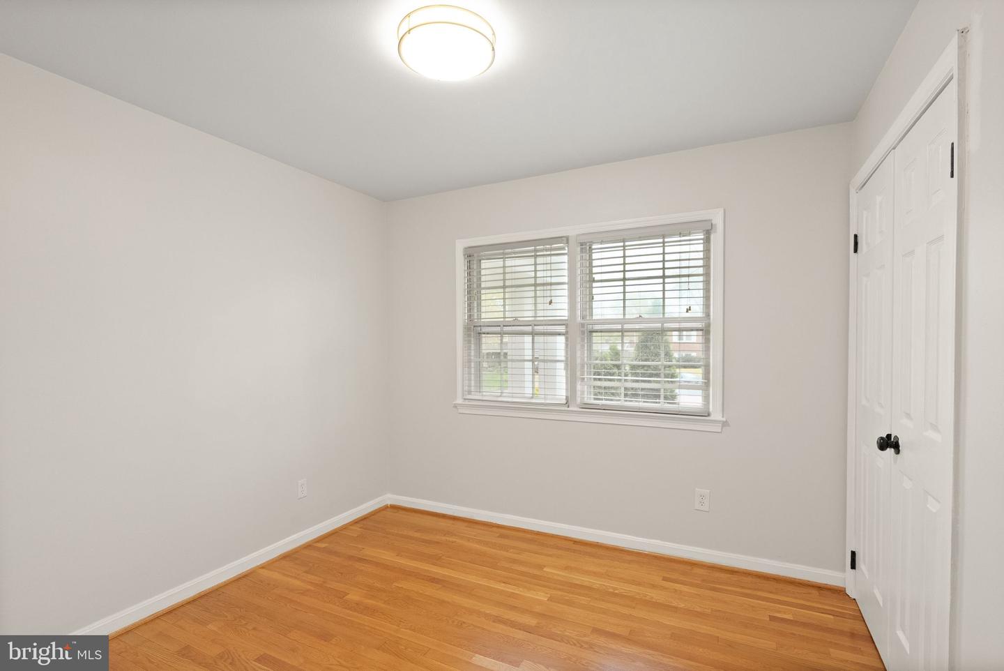 5924 KIMBLE CT, FALLS CHURCH, Virginia 22041, 5 Bedrooms Bedrooms, ,4 BathroomsBathrooms,Residential,For sale,5924 KIMBLE CT,VAFX2224992 MLS # VAFX2224992