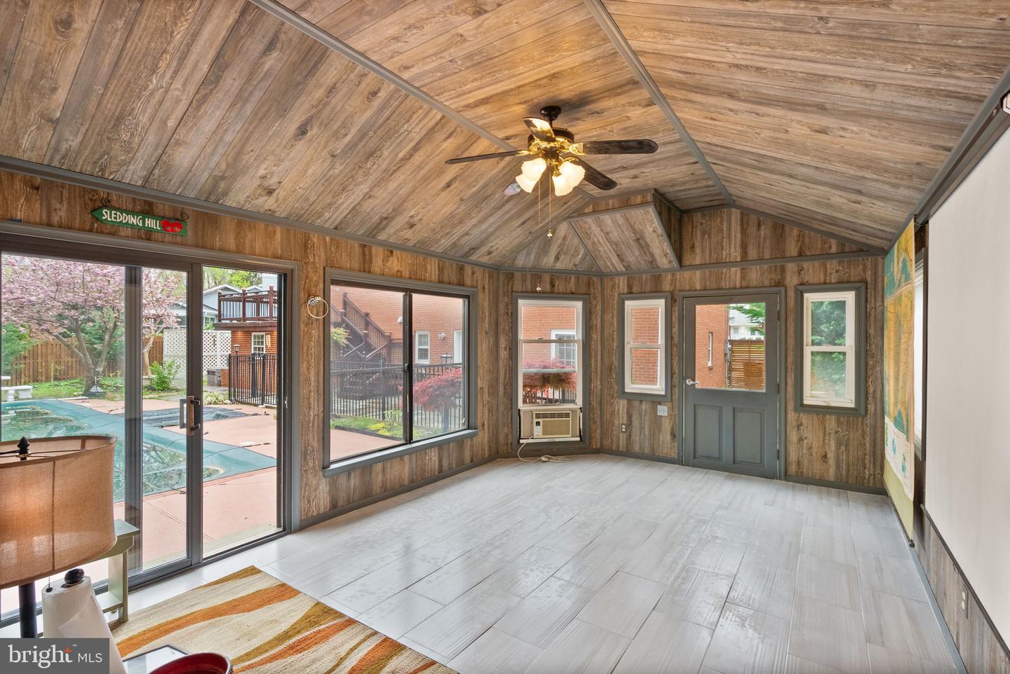 5924 KIMBLE CT, FALLS CHURCH, Virginia 22041, 5 Bedrooms Bedrooms, ,4 BathroomsBathrooms,Residential,For sale,5924 KIMBLE CT,VAFX2224992 MLS # VAFX2224992