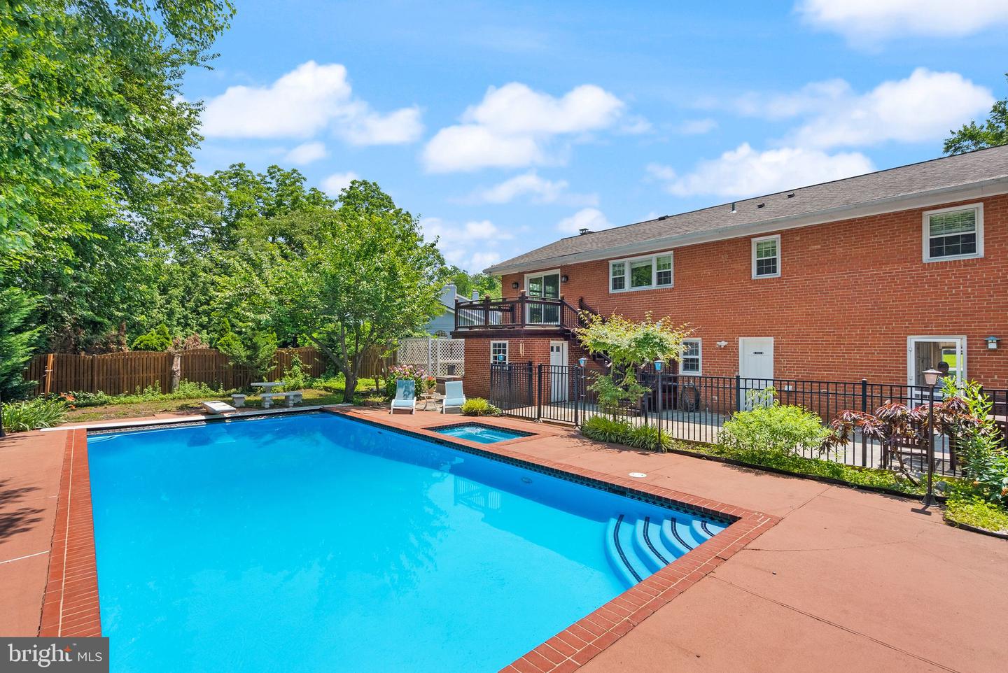 5924 KIMBLE CT, FALLS CHURCH, Virginia 22041, 5 Bedrooms Bedrooms, ,4 BathroomsBathrooms,Residential,For sale,5924 KIMBLE CT,VAFX2224992 MLS # VAFX2224992