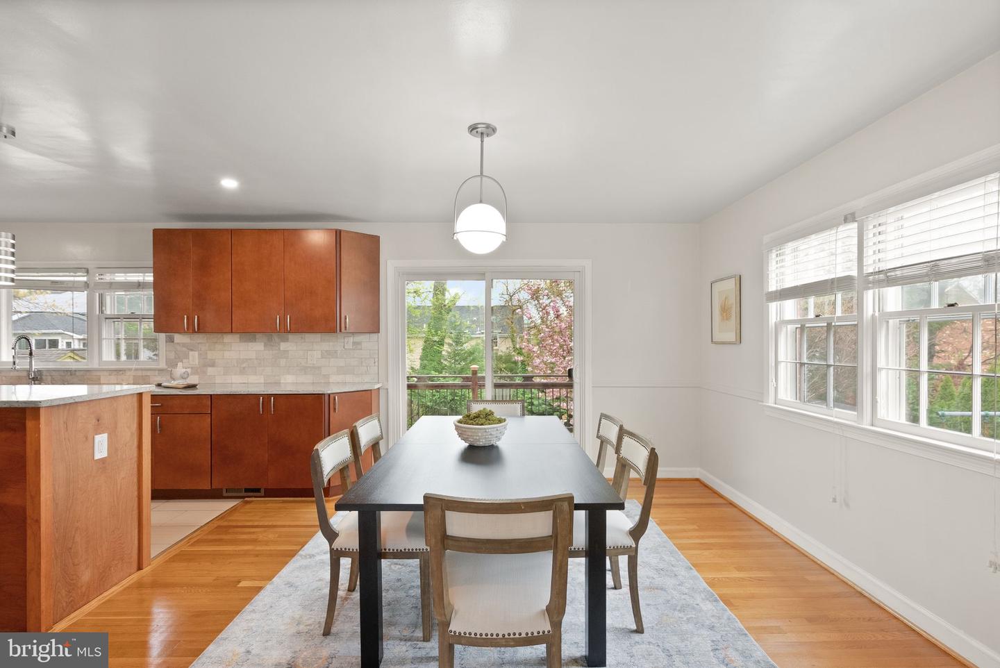 5924 KIMBLE CT, FALLS CHURCH, Virginia 22041, 5 Bedrooms Bedrooms, ,4 BathroomsBathrooms,Residential,For sale,5924 KIMBLE CT,VAFX2224992 MLS # VAFX2224992