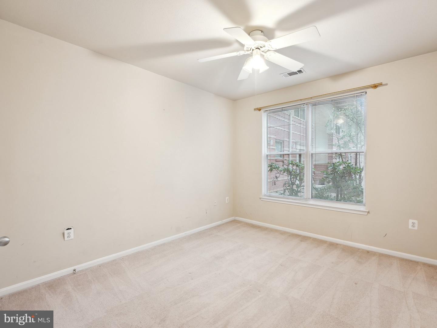 2765 CENTERBORO DR #161, VIENNA, Virginia 22181, 1 Bedroom Bedrooms, ,1 BathroomBathrooms,Residential,For sale,2765 CENTERBORO DR #161,VAFX2226802 MLS # VAFX2226802