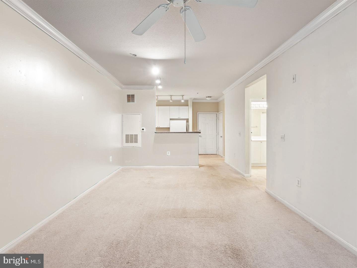 2765 CENTERBORO DR #161, VIENNA, Virginia 22181, 1 Bedroom Bedrooms, ,1 BathroomBathrooms,Residential,For sale,2765 CENTERBORO DR #161,VAFX2226802 MLS # VAFX2226802