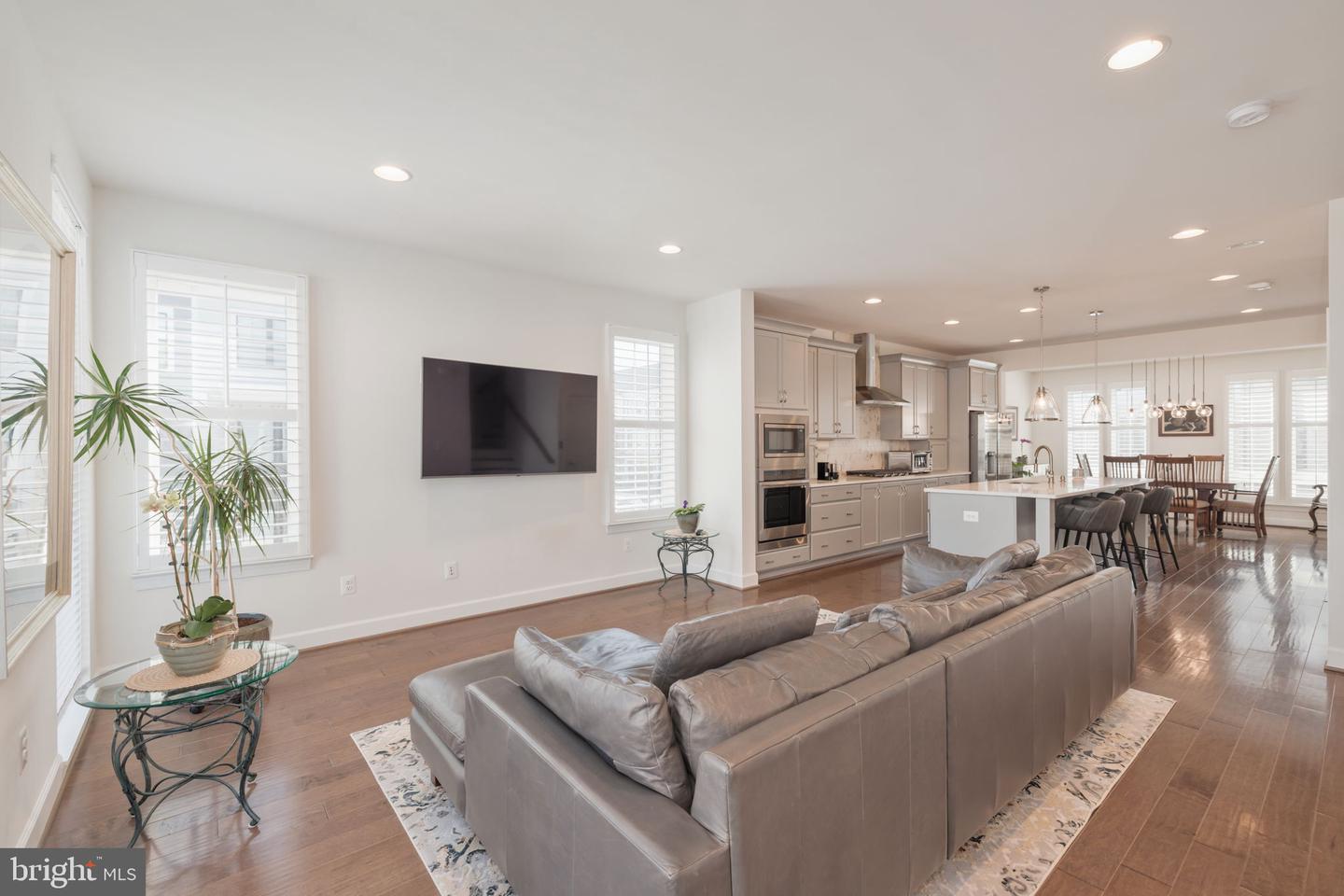 620 ANGELFISH WAY, WOODBRIDGE, Virginia 22191, 3 Bedrooms Bedrooms, ,3 BathroomsBathrooms,Residential,For sale,620 ANGELFISH WAY,VAPW2089780 MLS # VAPW2089780
