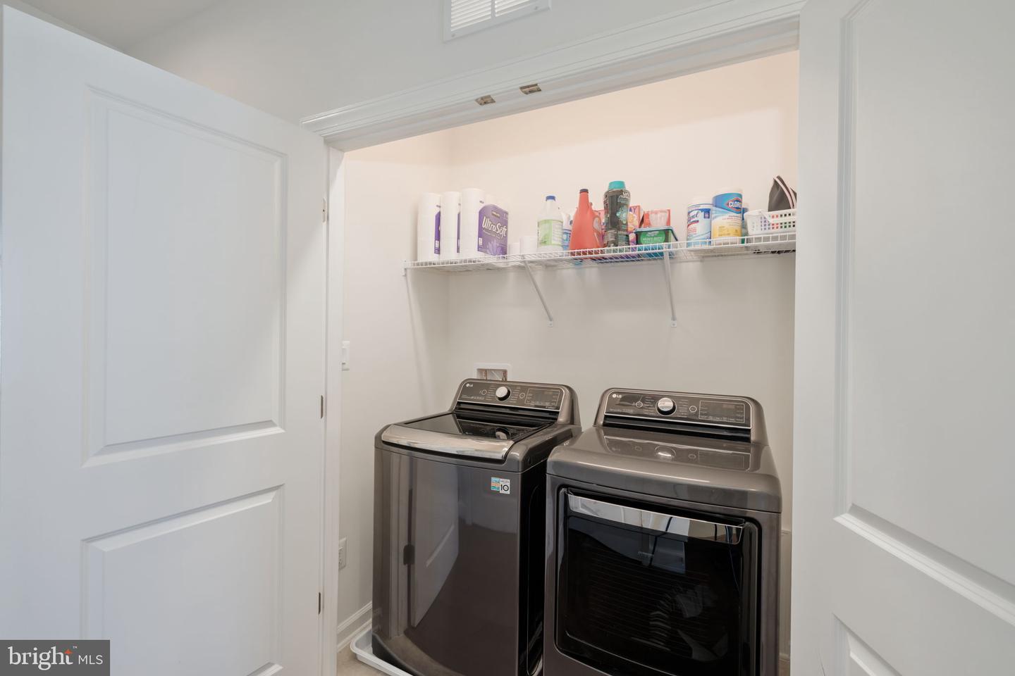 620 ANGELFISH WAY, WOODBRIDGE, Virginia 22191, 3 Bedrooms Bedrooms, ,3 BathroomsBathrooms,Residential,For sale,620 ANGELFISH WAY,VAPW2089780 MLS # VAPW2089780