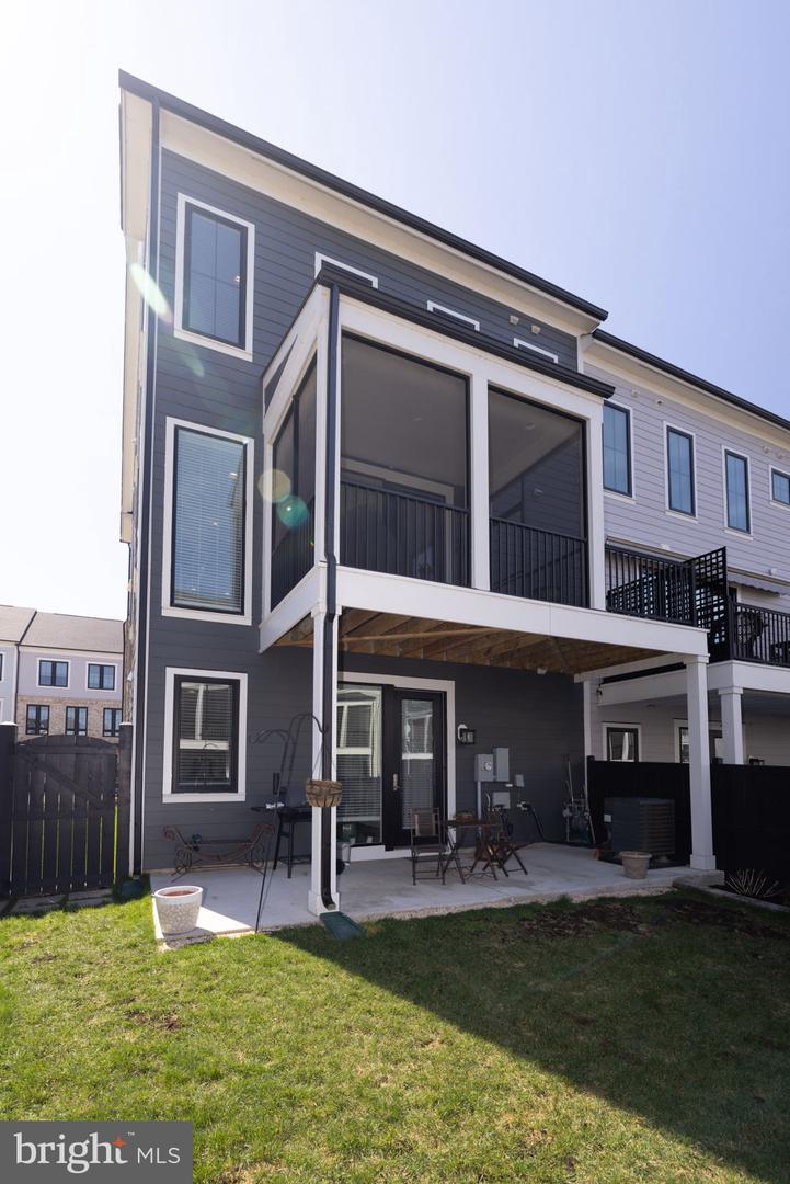 620 ANGELFISH WAY, WOODBRIDGE, Virginia 22191, 3 Bedrooms Bedrooms, ,3 BathroomsBathrooms,Residential,For sale,620 ANGELFISH WAY,VAPW2089780 MLS # VAPW2089780