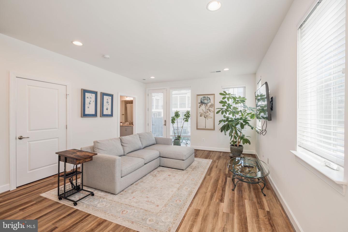 620 ANGELFISH WAY, WOODBRIDGE, Virginia 22191, 3 Bedrooms Bedrooms, ,3 BathroomsBathrooms,Residential,For sale,620 ANGELFISH WAY,VAPW2089780 MLS # VAPW2089780