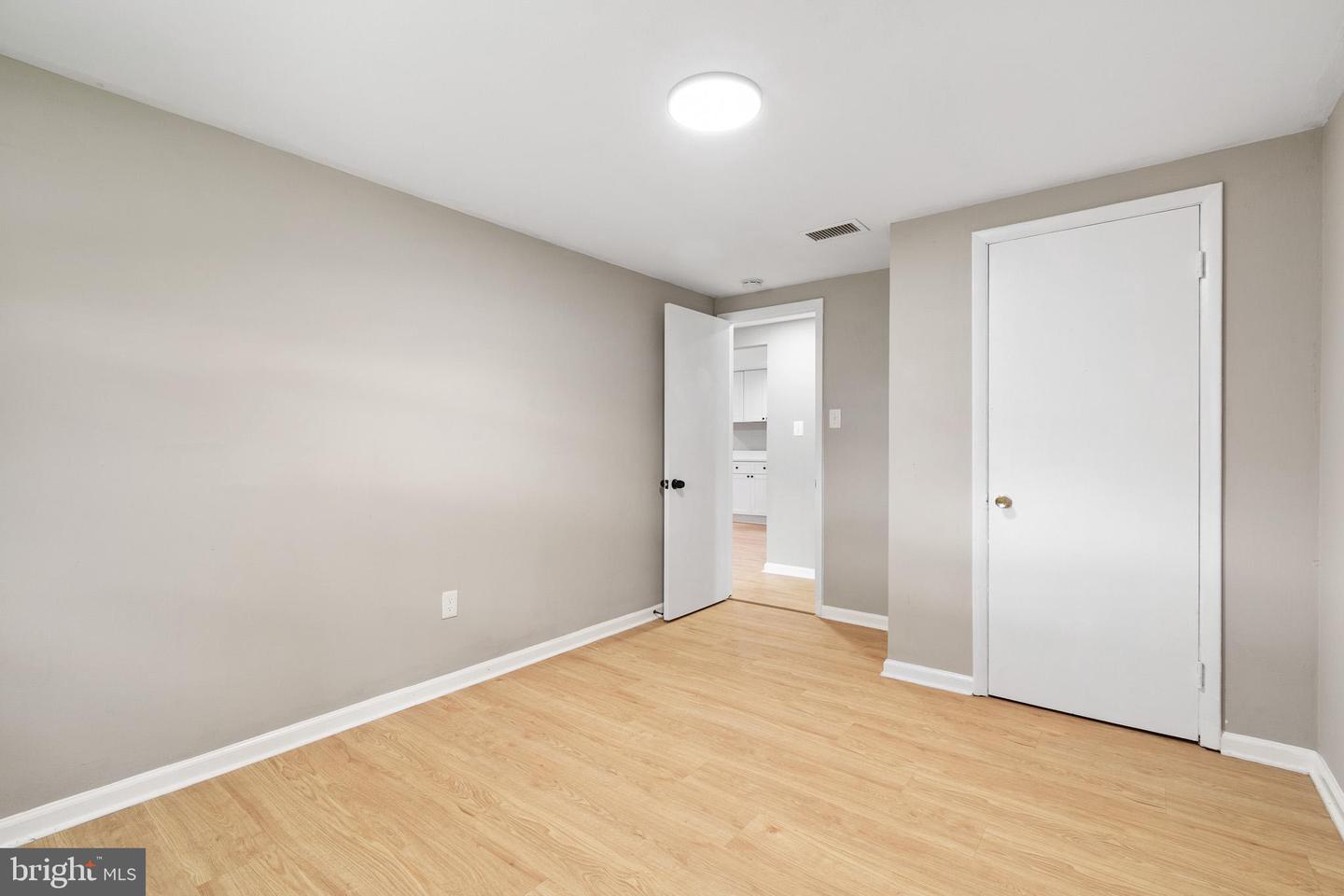 1005 PENNSYLVANIA AVE, WINCHESTER, Virginia 22601, 3 Bedrooms Bedrooms, ,2 BathroomsBathrooms,Residential,For sale,1005 PENNSYLVANIA AVE,VAWI2007338 MLS # VAWI2007338