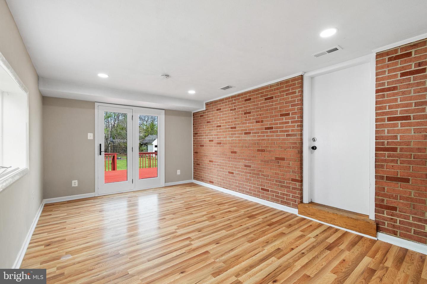 1005 PENNSYLVANIA AVE, WINCHESTER, Virginia 22601, 3 Bedrooms Bedrooms, ,2 BathroomsBathrooms,Residential,For sale,1005 PENNSYLVANIA AVE,VAWI2007338 MLS # VAWI2007338