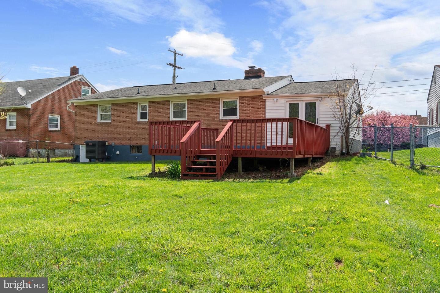 1005 PENNSYLVANIA AVE, WINCHESTER, Virginia 22601, 3 Bedrooms Bedrooms, ,2 BathroomsBathrooms,Residential,For sale,1005 PENNSYLVANIA AVE,VAWI2007338 MLS # VAWI2007338