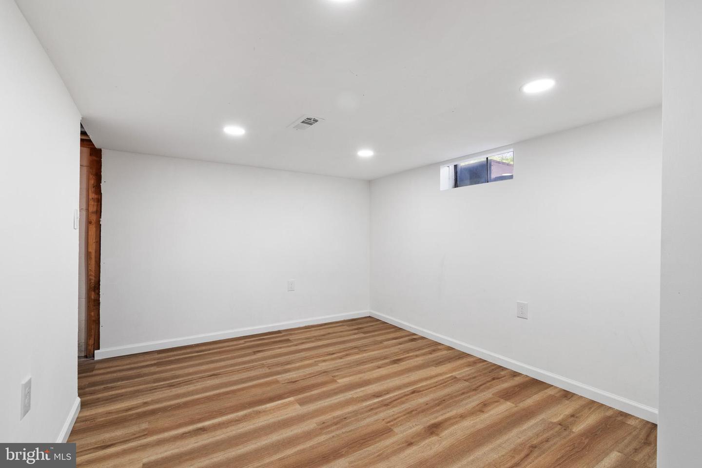 1005 PENNSYLVANIA AVE, WINCHESTER, Virginia 22601, 3 Bedrooms Bedrooms, ,2 BathroomsBathrooms,Residential,For sale,1005 PENNSYLVANIA AVE,VAWI2007338 MLS # VAWI2007338