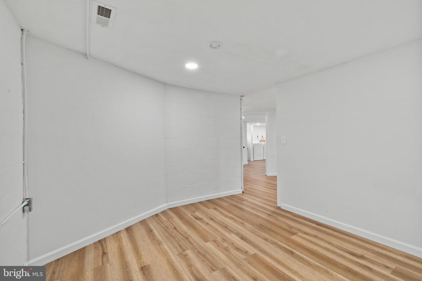 1005 PENNSYLVANIA AVE, WINCHESTER, Virginia 22601, 3 Bedrooms Bedrooms, ,2 BathroomsBathrooms,Residential,For sale,1005 PENNSYLVANIA AVE,VAWI2007338 MLS # VAWI2007338
