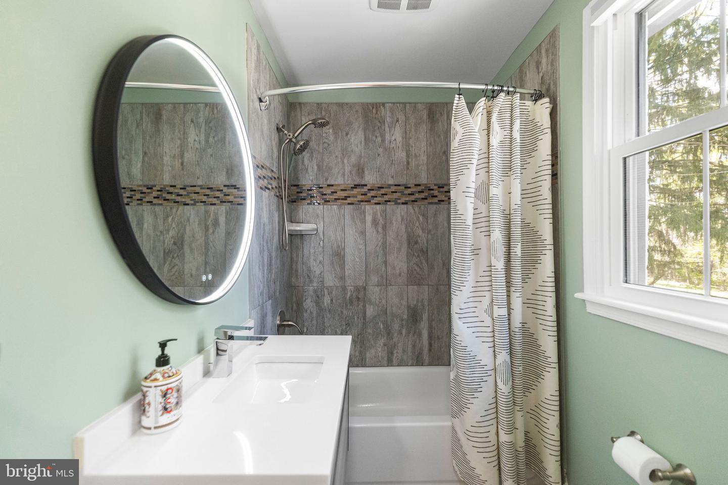 1134 TOWLSTON RD, GREAT FALLS, Virginia 22066, 6 Bedrooms Bedrooms, ,5 BathroomsBathrooms,Residential,For sale,1134 TOWLSTON RD,VAFX2229884 MLS # VAFX2229884