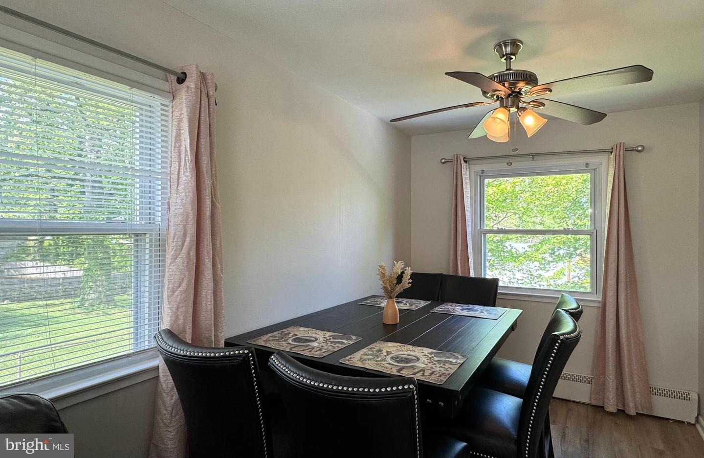13430 FOREST GLEN RD, WOODBRIDGE, Virginia 22191, 3 Bedrooms Bedrooms, 6 Rooms Rooms,2 BathroomsBathrooms,Residential,For sale,13430 FOREST GLEN RD,VAPW2090844 MLS # VAPW2090844