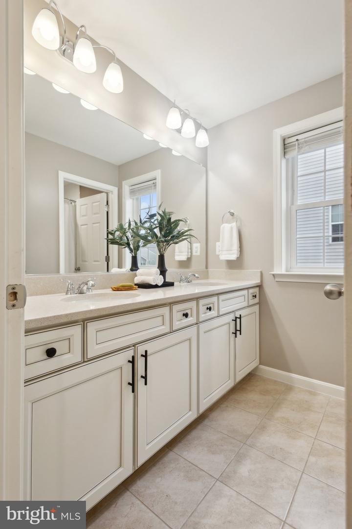 7810 BEXLEY LN, SPOTSYLVANIA, Virginia 22551, 5 Bedrooms Bedrooms, ,3 BathroomsBathrooms,Residential,For sale,7810 BEXLEY LN,VASP2031906 MLS # VASP2031906