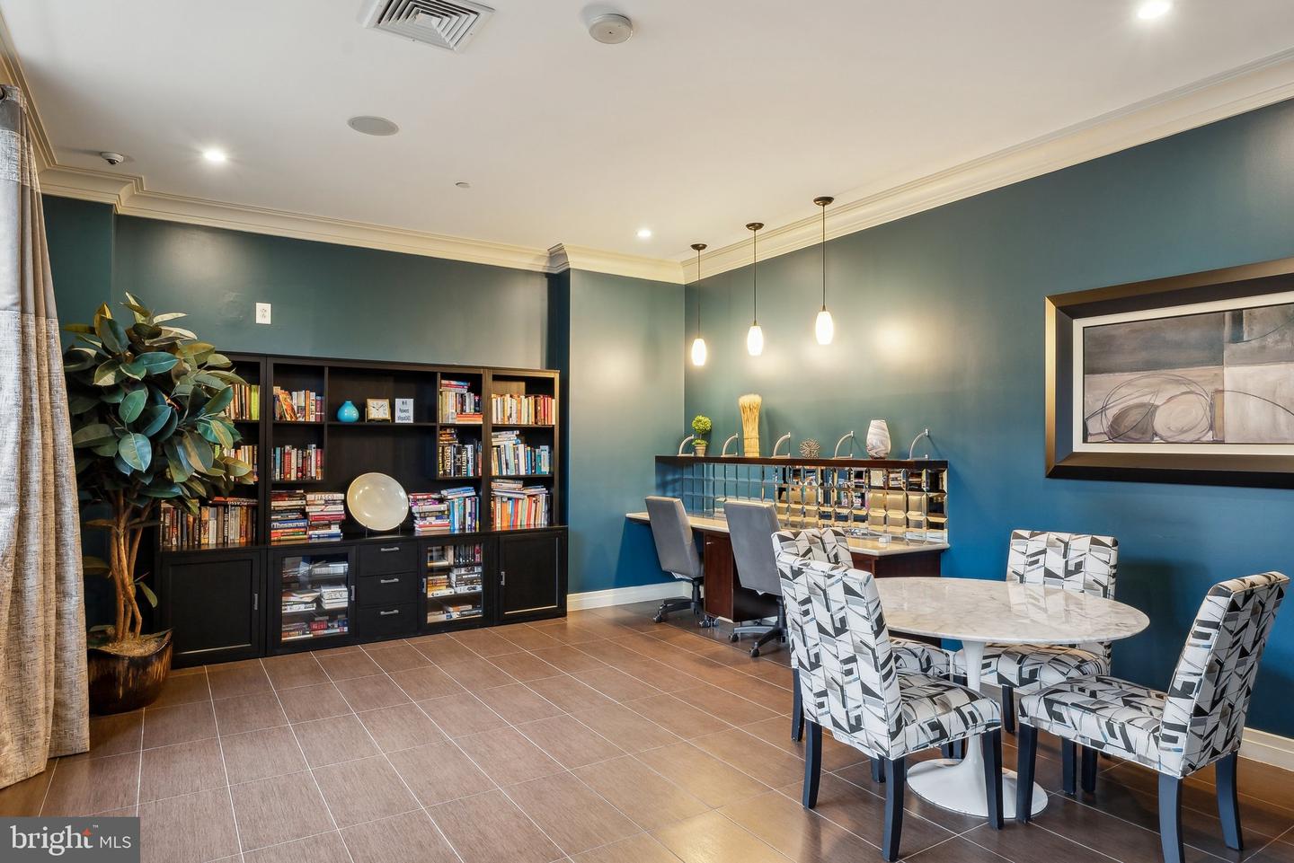 2451 MIDTOWN AVE #1221, ALEXANDRIA, Virginia 22303, 1 Bedroom Bedrooms, ,1 BathroomBathrooms,Residential,For sale,2451 MIDTOWN AVE #1221,VAFX2232680 MLS # VAFX2232680